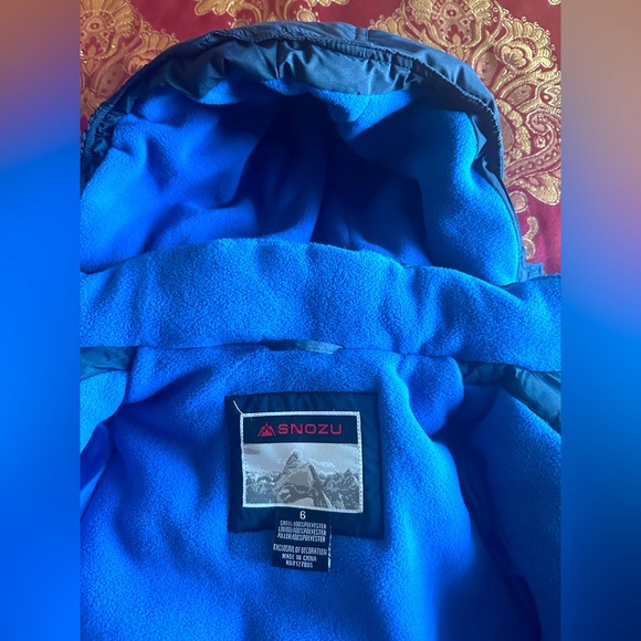 Snozu Boy’s zip-off Hooded Puffer Jacket - Picture 11 of 11